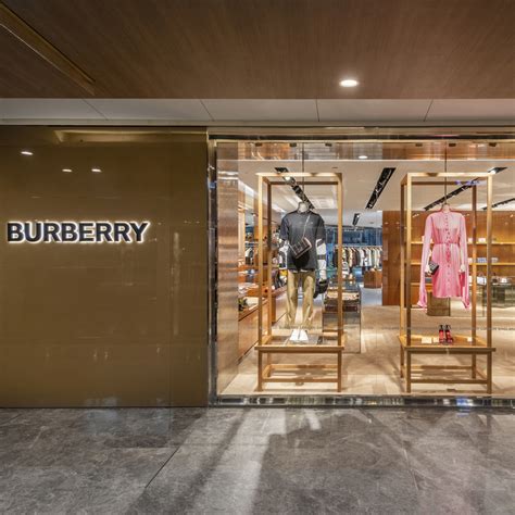 burberry paragon ช น|burberry singapore.